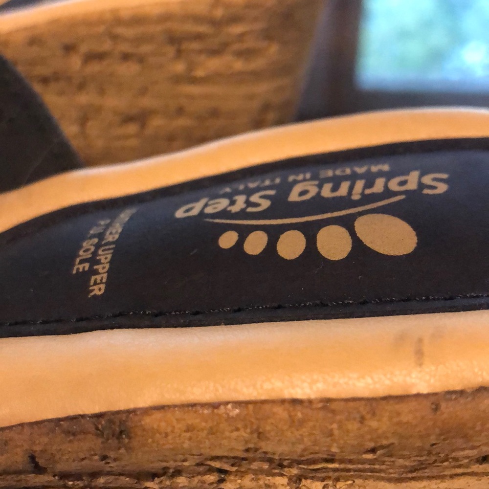 Spring Step sandals - Picture 2 of 2